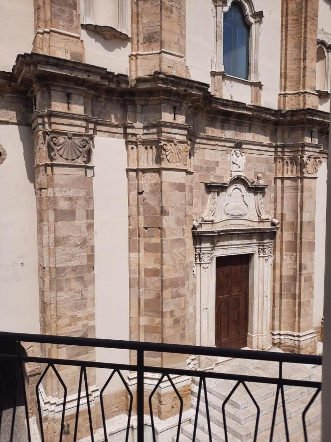 Dimora Donna Dora - Albergo Diffuso San Martino in Pensilis Exterior foto